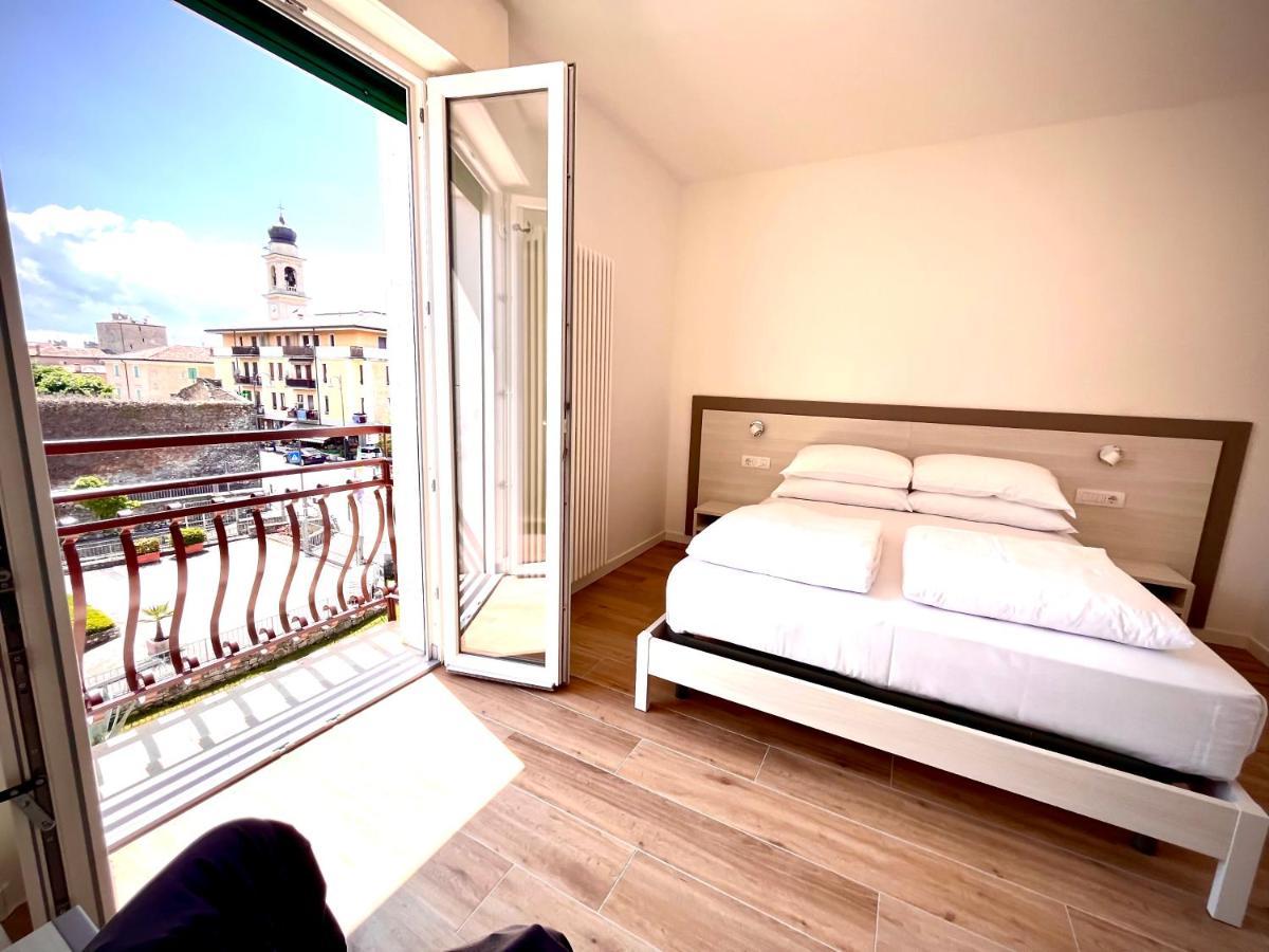 Berengario Suites Torri Del Benaco Exteriér fotografie
