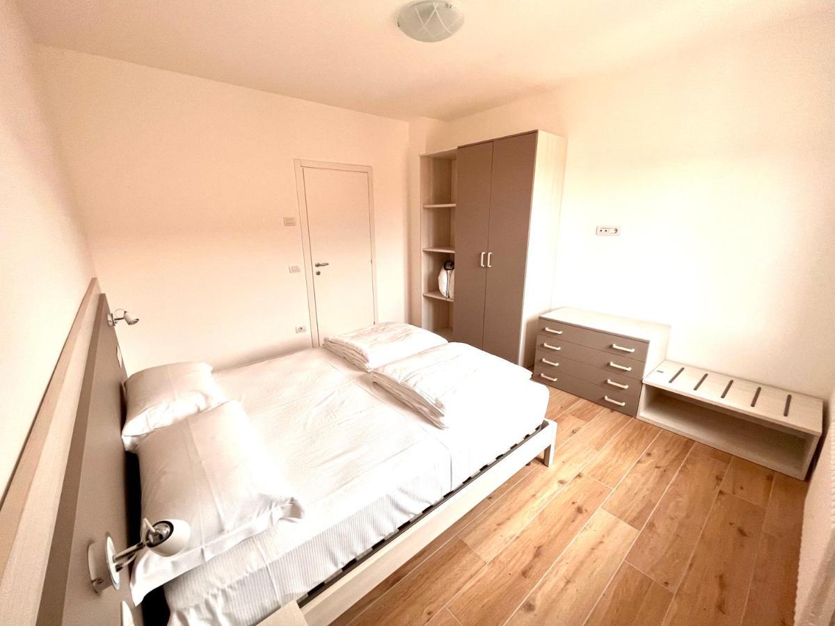 Berengario Suites Torri Del Benaco Exteriér fotografie